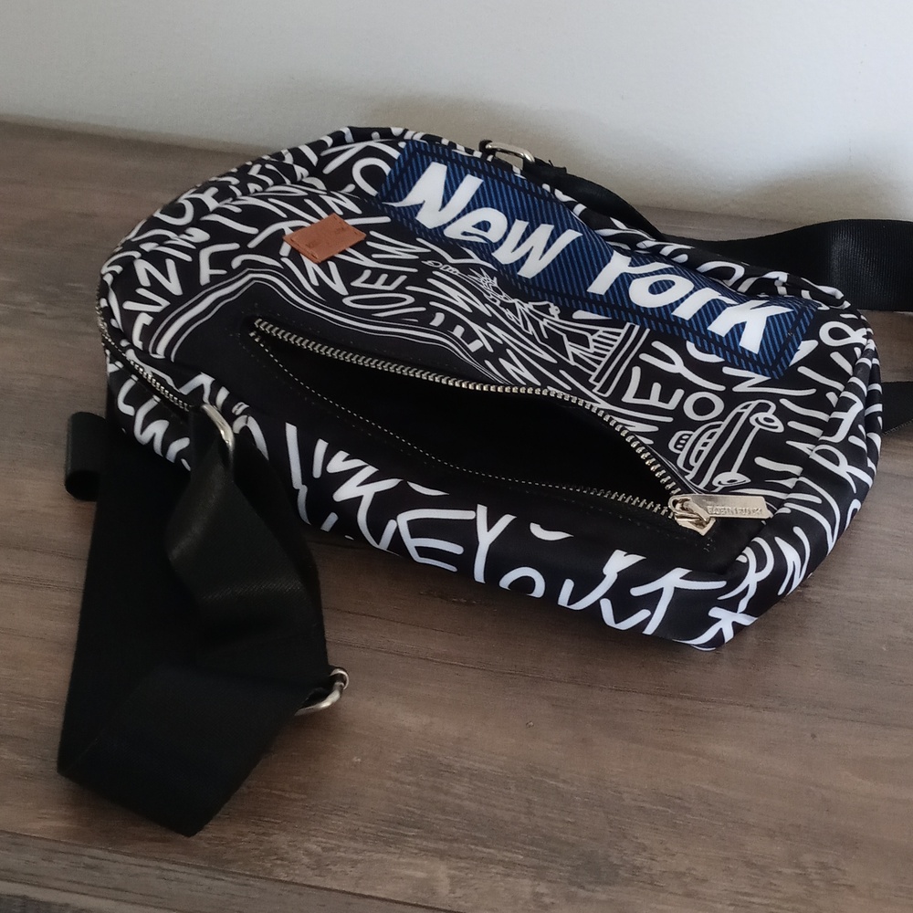 Robin Ruth Crossbody Bag - Picture 8 of 13